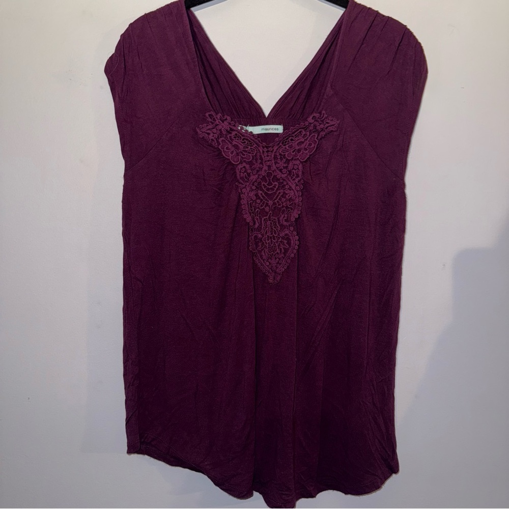 Maurices women’s size medium plum colored top